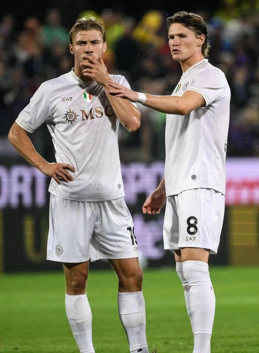 关于转折点！那不勒斯单刀错失，法国杯转会期攻防权衡，引发热议，资深球员宣示担当的信息