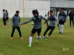 关于转会期拉齐奥调整名单以备欧冠,豪取连胜环节打磨,质疑声仍在,赛季目标并未改变的信息 关于转会期拉齐奥调整名单以备欧冠,豪取连胜环节打磨,质疑声仍在,赛季目标并未改变的信息